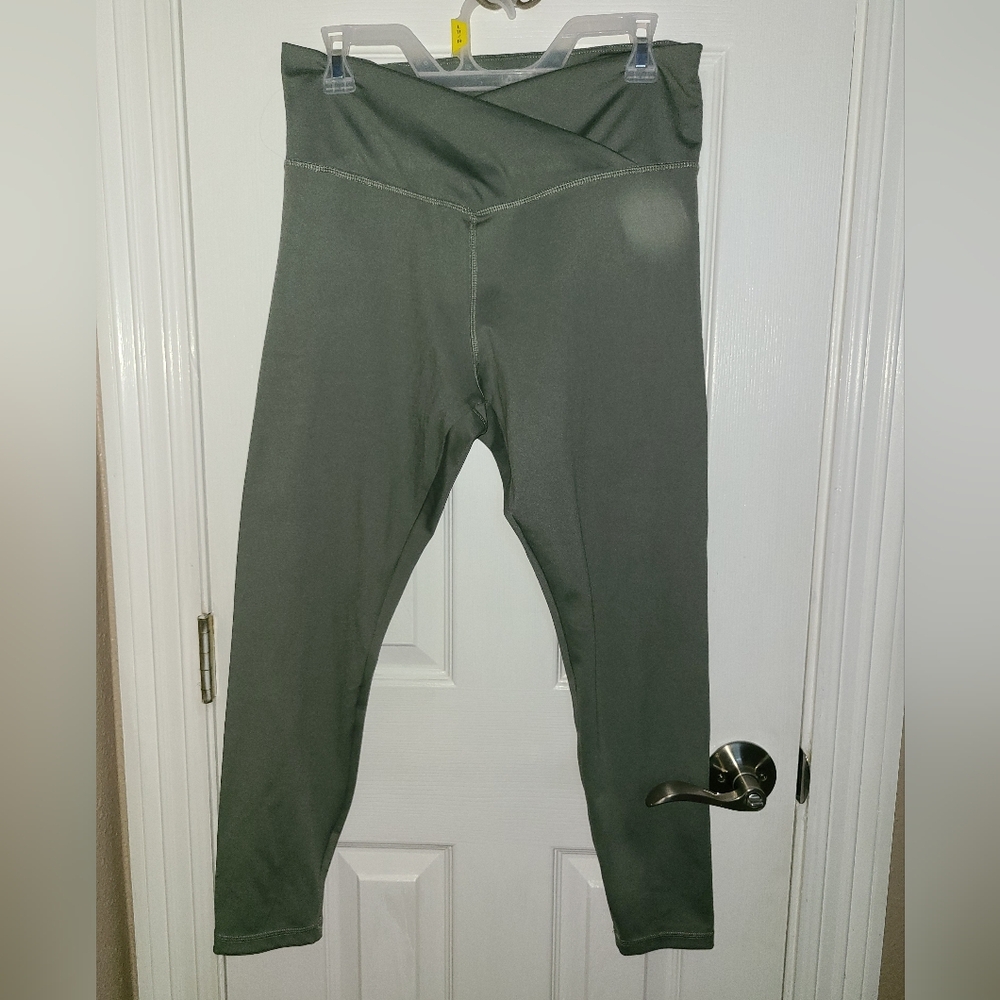 Danskin leggings